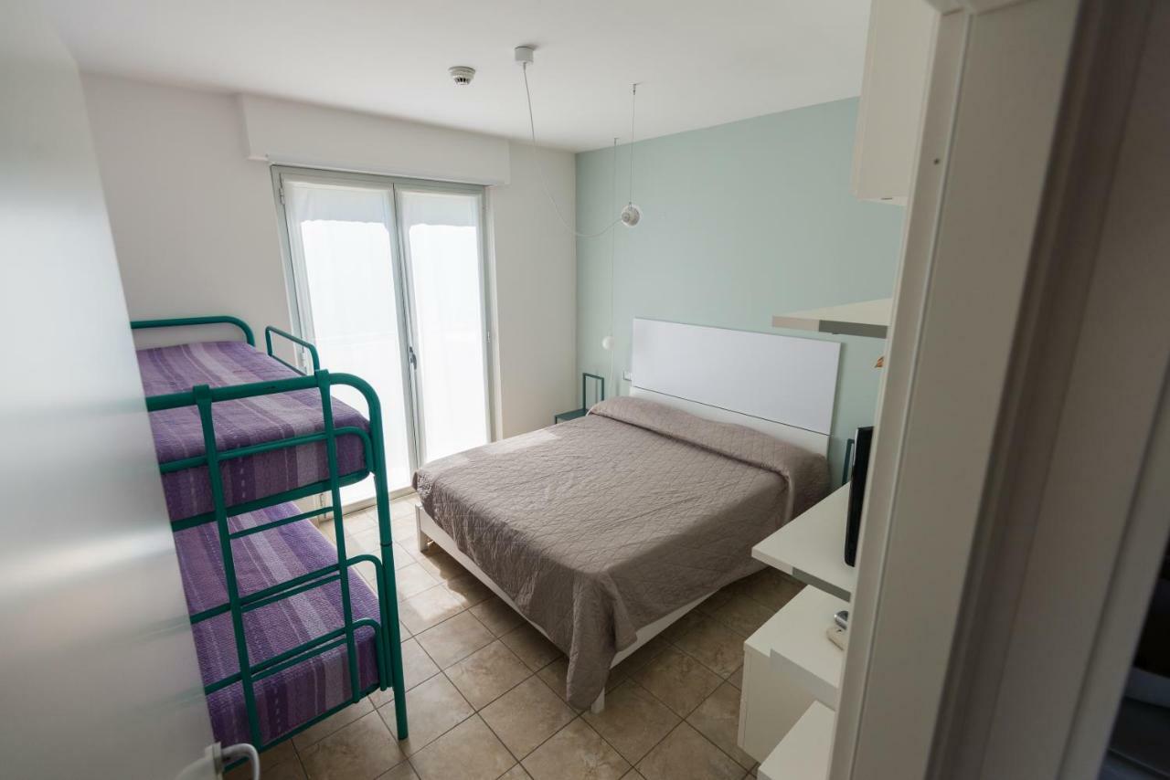 Residenza Alpaluba Lägenhet Vasto Exteriör bild